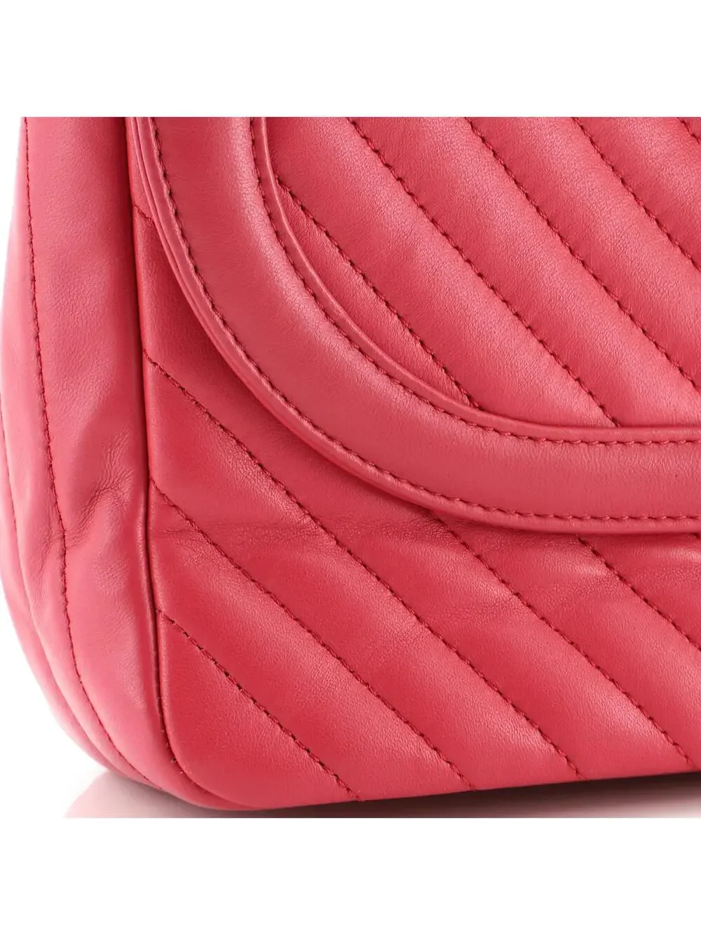 Chanel Round Cc Chain Flap Bag Chevron #323229C24B
